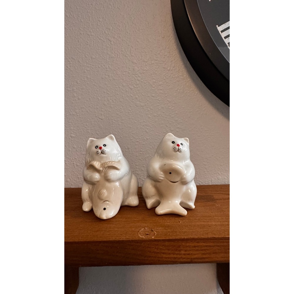 Vintage Cat with Fish Salt and Pepper Shakers